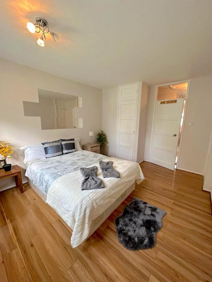 303 Alexandra Avenue Ha2 9Dx Apartment Pinner Exterior photo